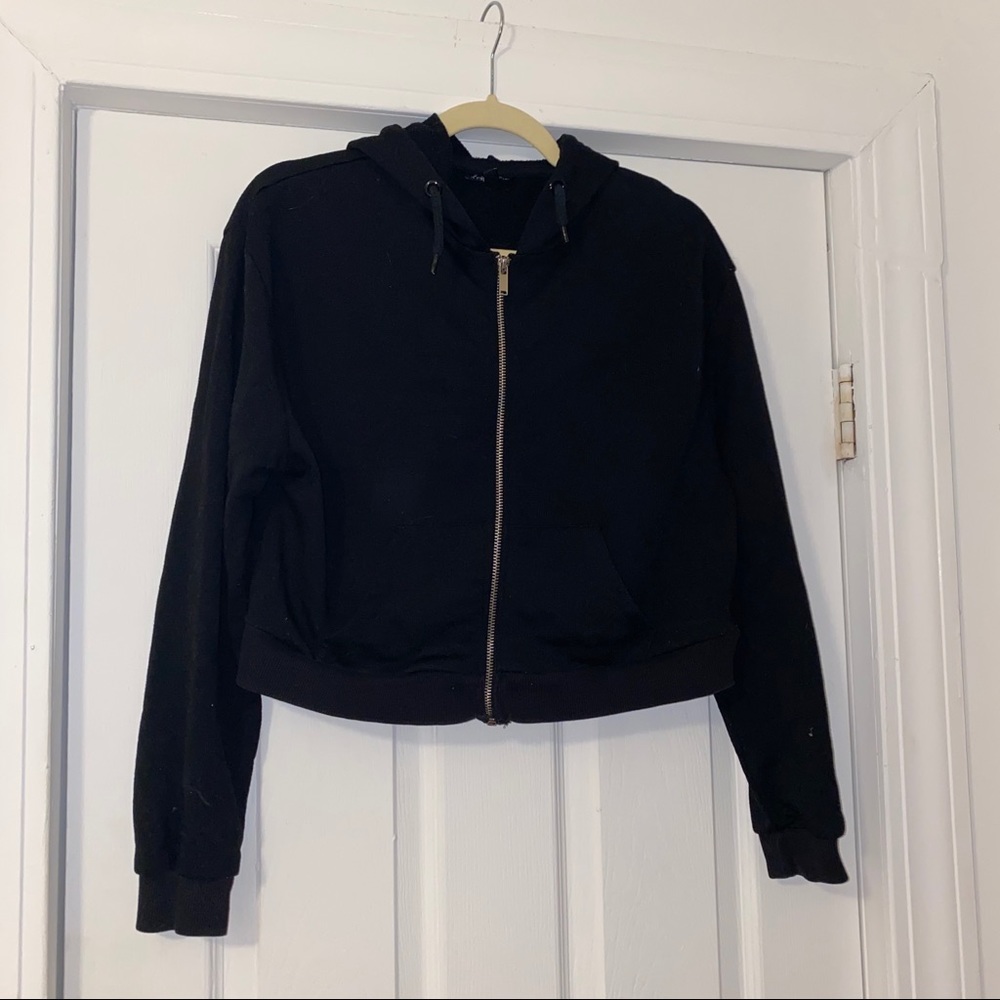 Top shop cropped black zip hoodie - size 4